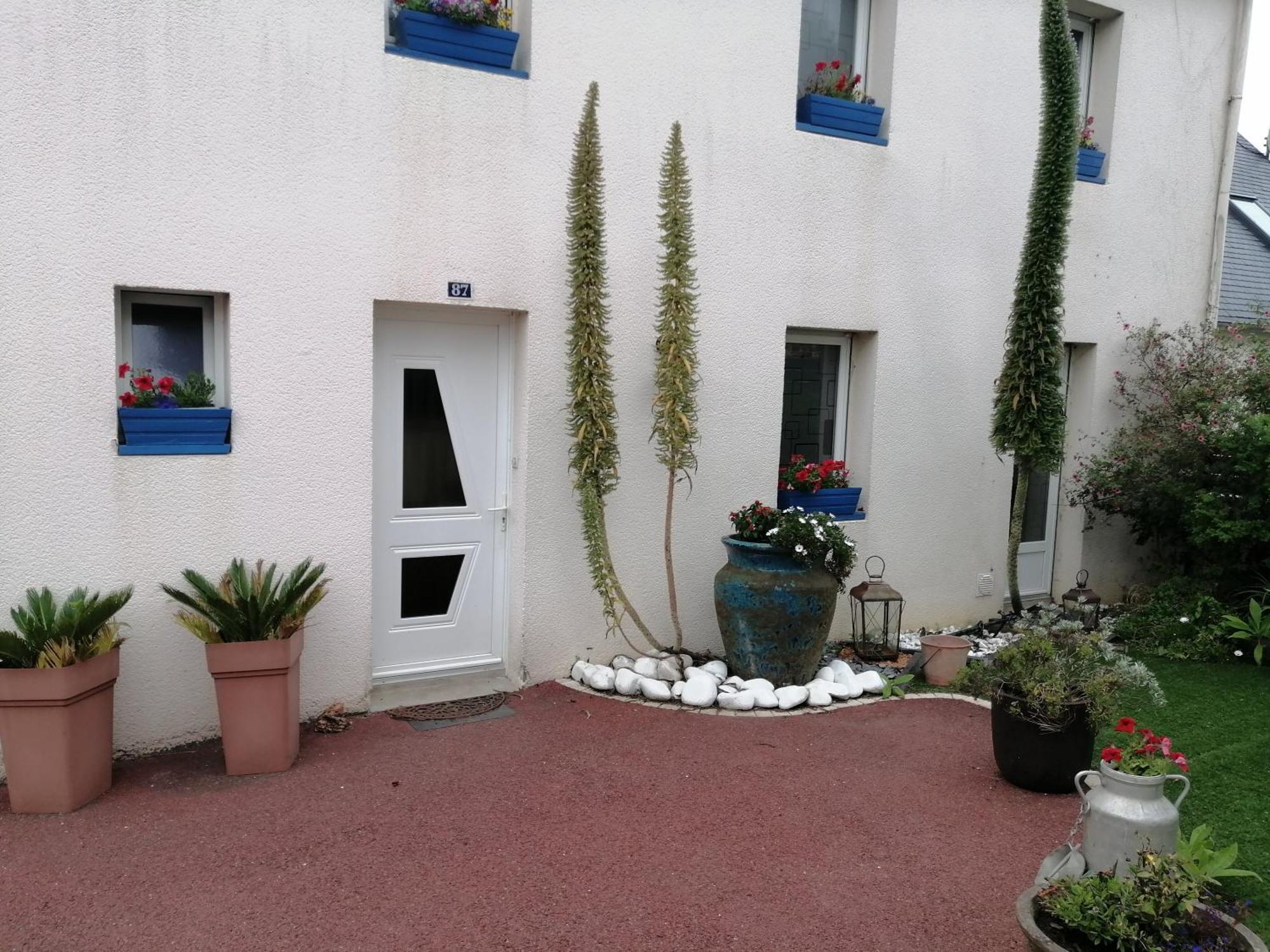 Ty Pempoul - 2 - 100 M De La Homestay *